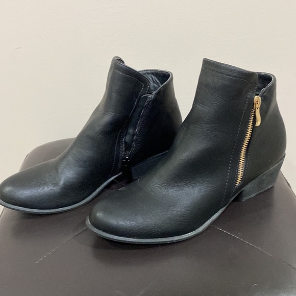 Top Moda Women’s Western Faux Leather Ankle Bootie, Sz 8.5 Medium - Picture 6 of 9